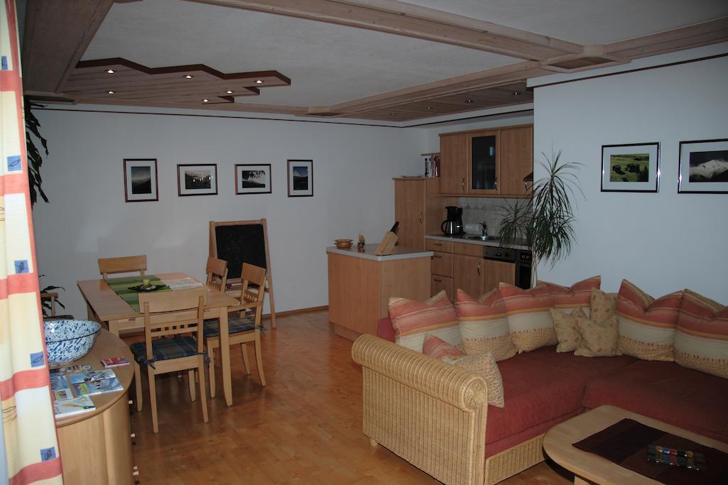 Am Waldrand Apartman Mittersill Szoba fotó